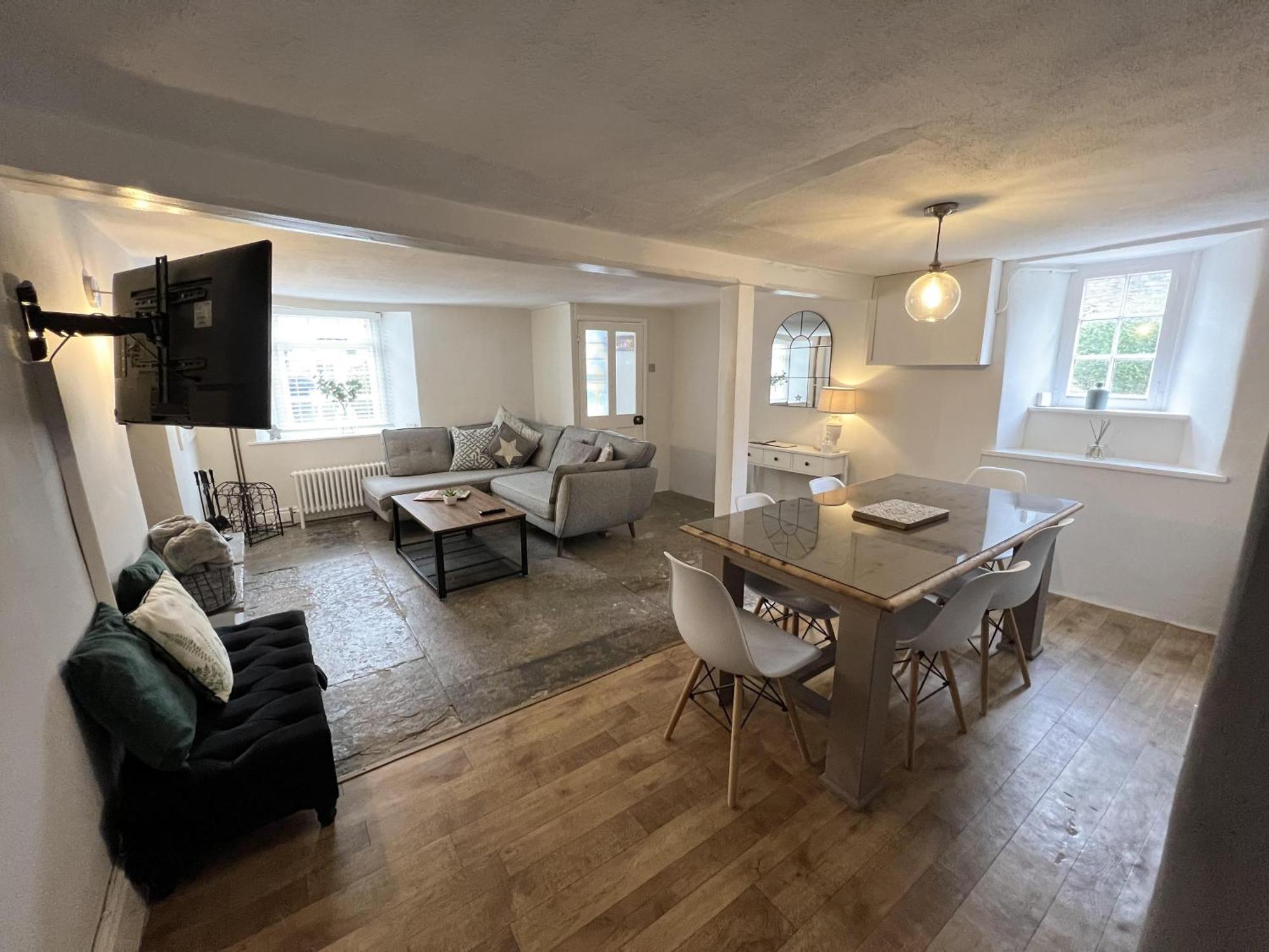 Cosy Two Bedrooom Cottage Set In A Dorset Village Sturminster Newton Extérieur photo